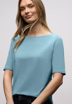 Shirt mit U-Boot-Ausschnitt
