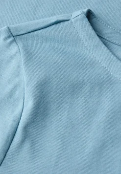 Shirt mit U-Boot-Ausschnitt