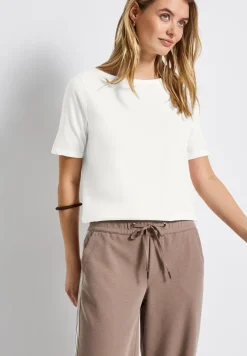 Shirt mit U-Boot-Ausschnitt