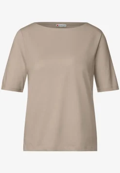 Shirt mit U-Boot-Ausschnitt