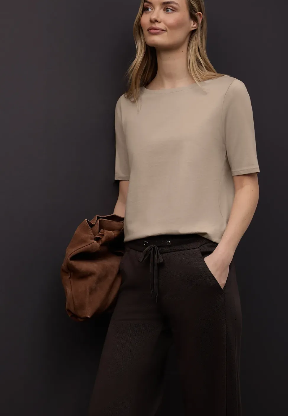 Shirt mit U-Boot-Ausschnitt