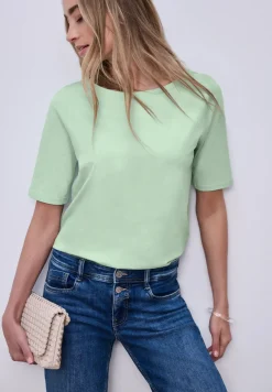 Shirt mit U-Boot-Ausschnitt