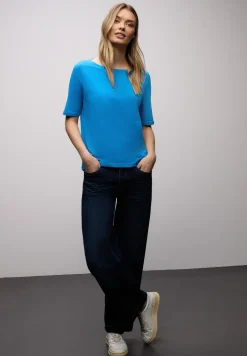 Shirt mit U-Boot-Ausschnitt