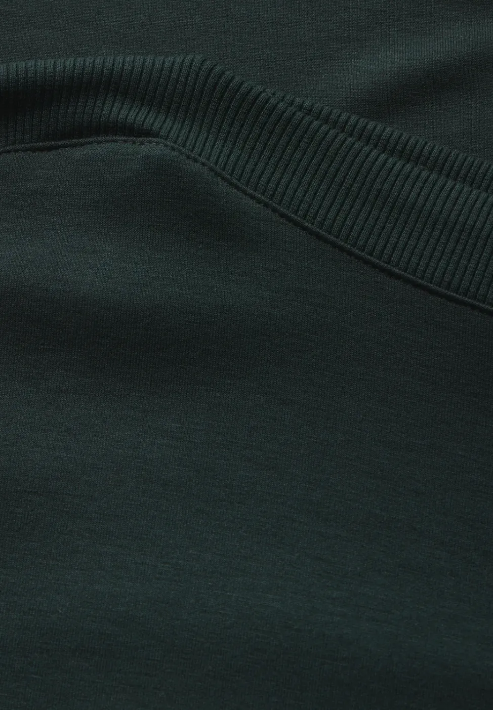 Shirt mit U-Boot-Ausschnitt