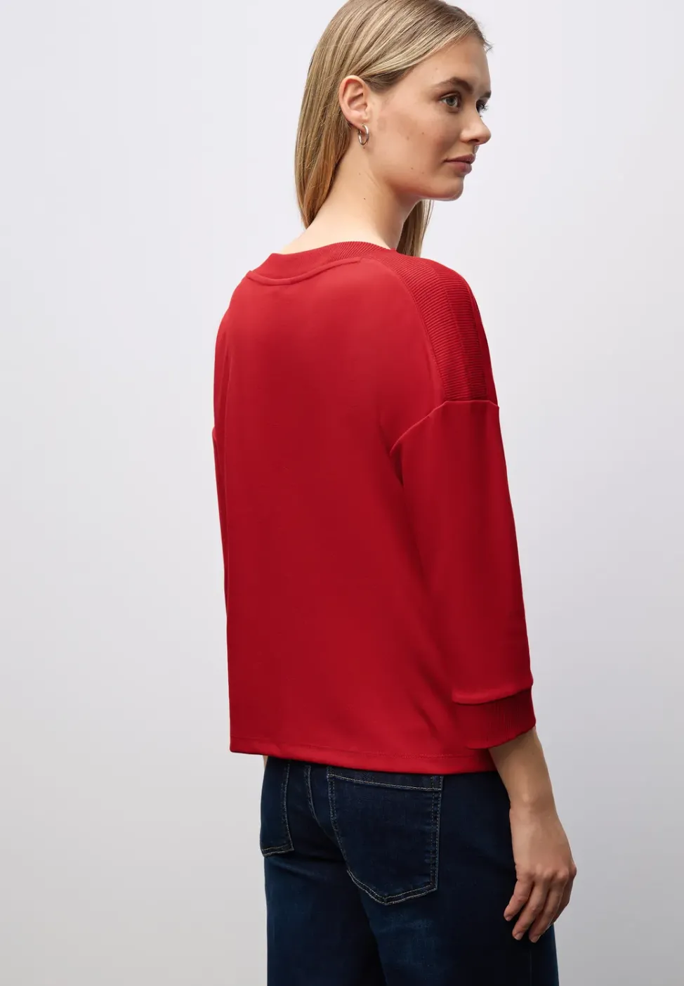 Shirt mit U-Boot-Ausschnitt