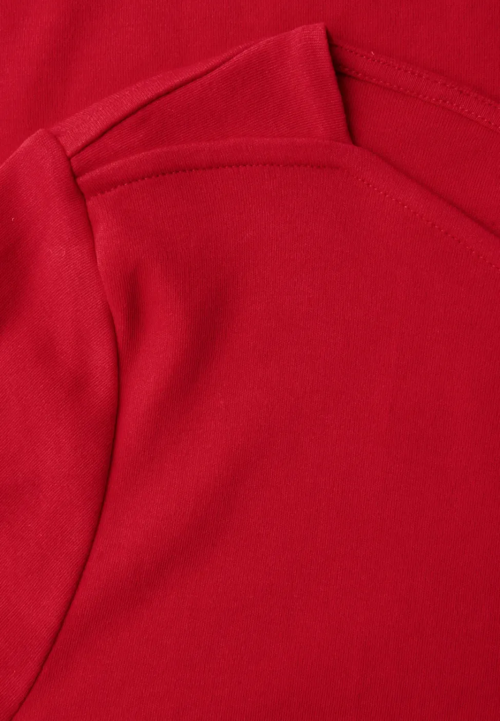 Shirt mit U-Boot-Ausschnitt