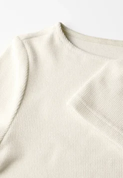 Shirt mit U-Boot-Ausschnitt