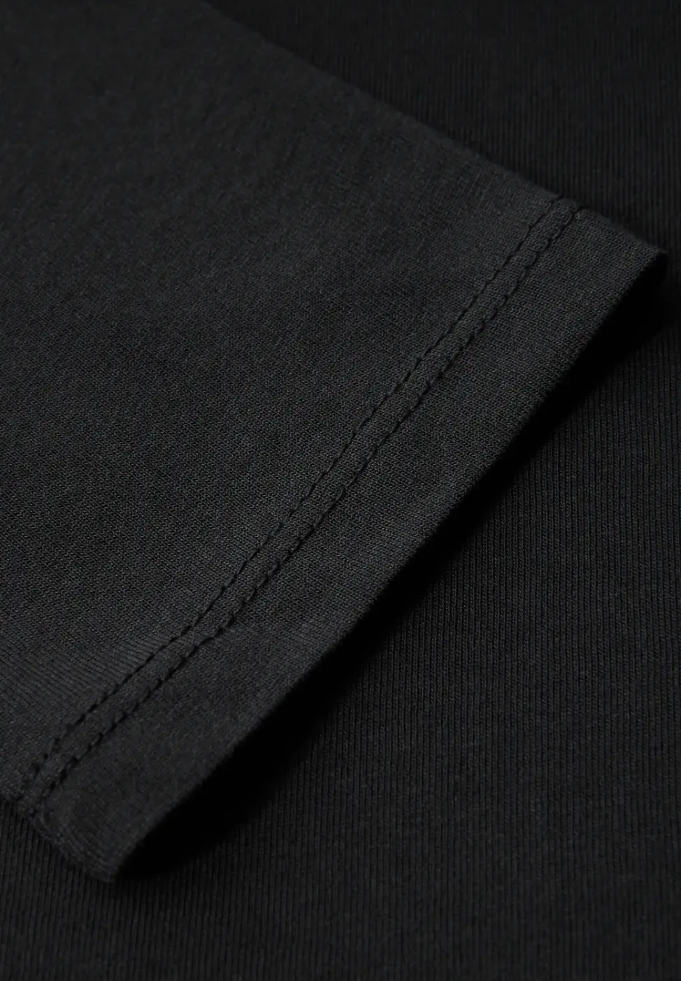 Shirt mit U-Boot-Ausschnitt