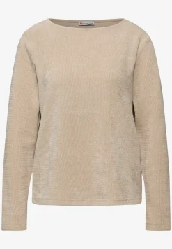 Shirt mit U-Boot-Ausschnitt