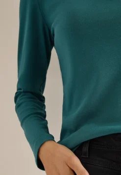Shirt mit U-Boot-Ausschnitt