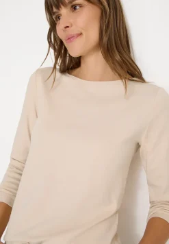Shirt mit U-Boot-Ausschnitt