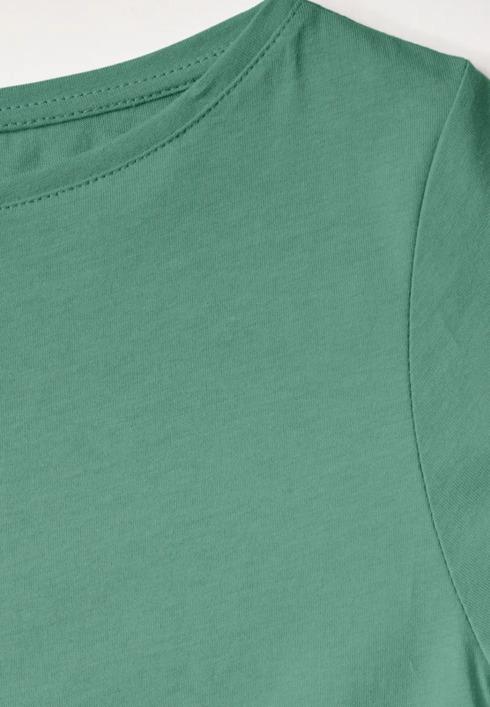 Shirt mit U-Boot-Ausschnitt
