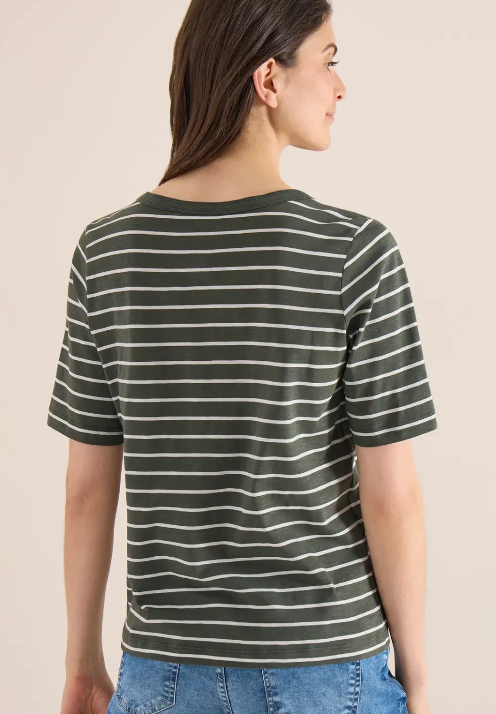 Shirt mit U-Boot-Ausschnitt und Streifen