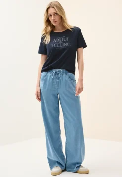 Shirt mit Wording Artwork