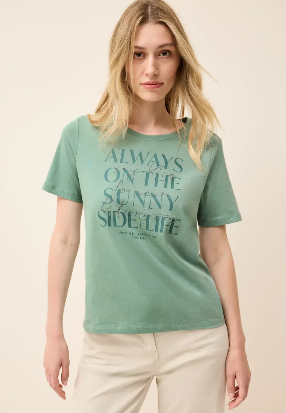 Shirt mit Wording Artwork