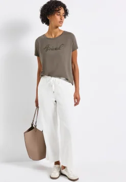 Shirt mit Wording-Stickerei