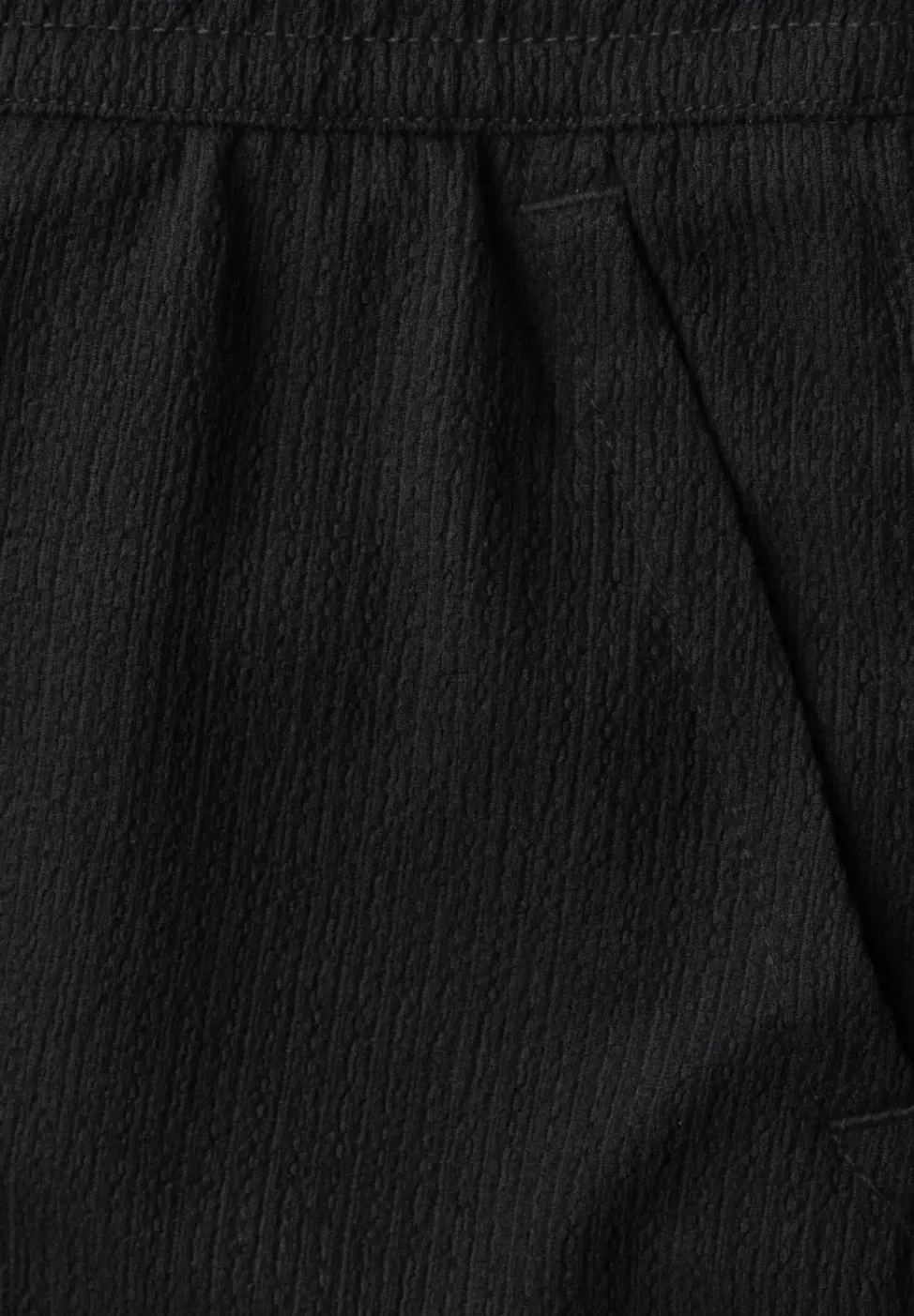 Shorts mit Struktur im Loose Fit