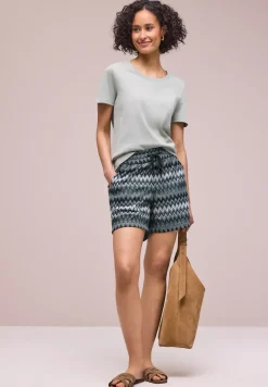 Shorts mit Zick-Zack Muster