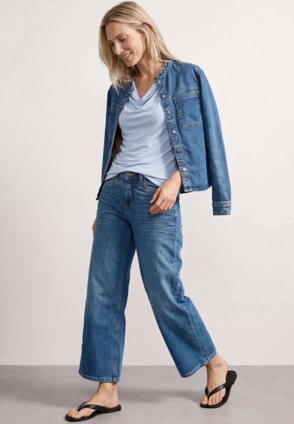 Silk-Look Top mit Wasserfall-Ausschnitt