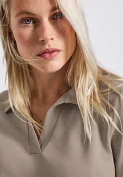 Silk-Look Poloshirt