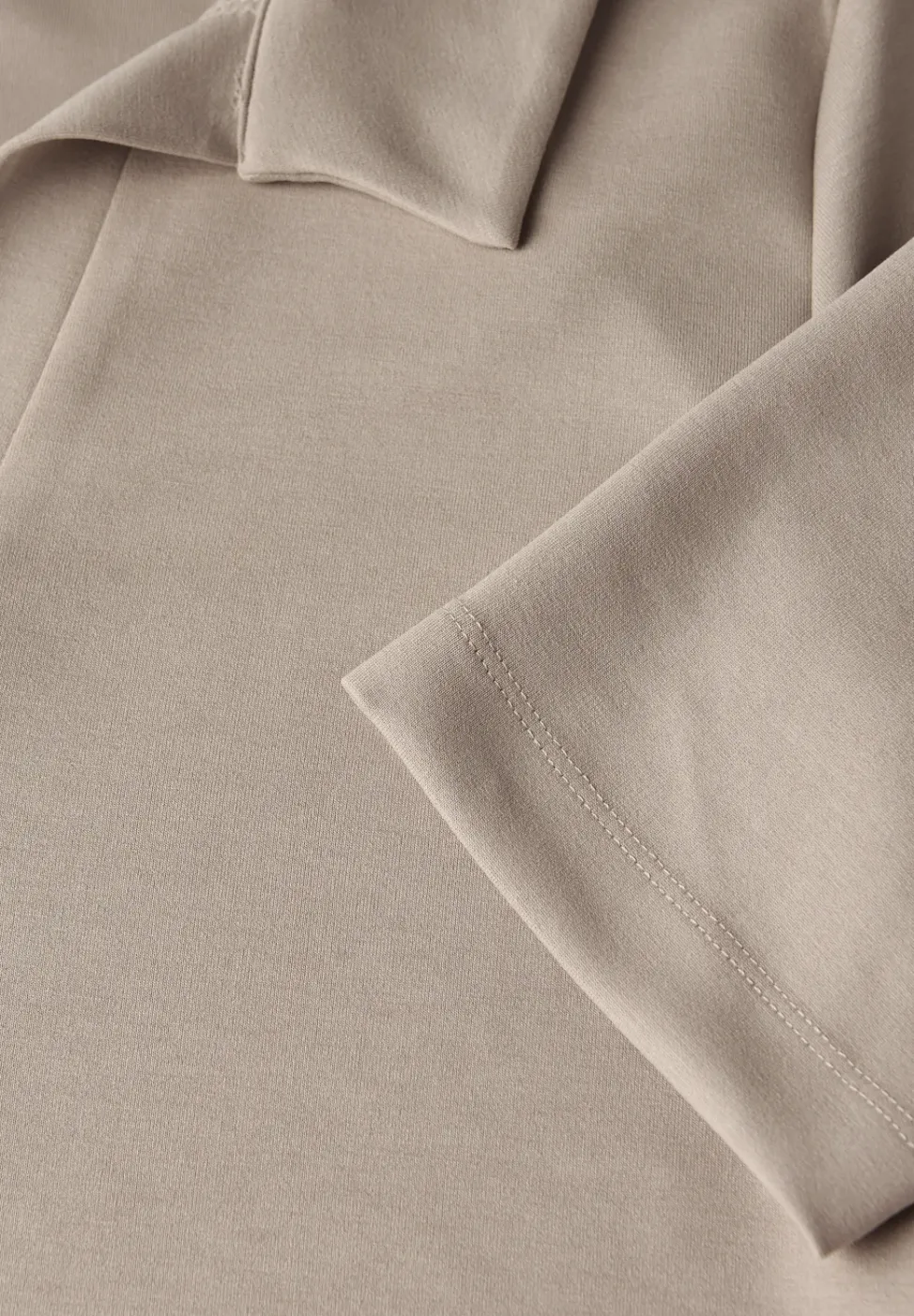 Silk-Look Poloshirt