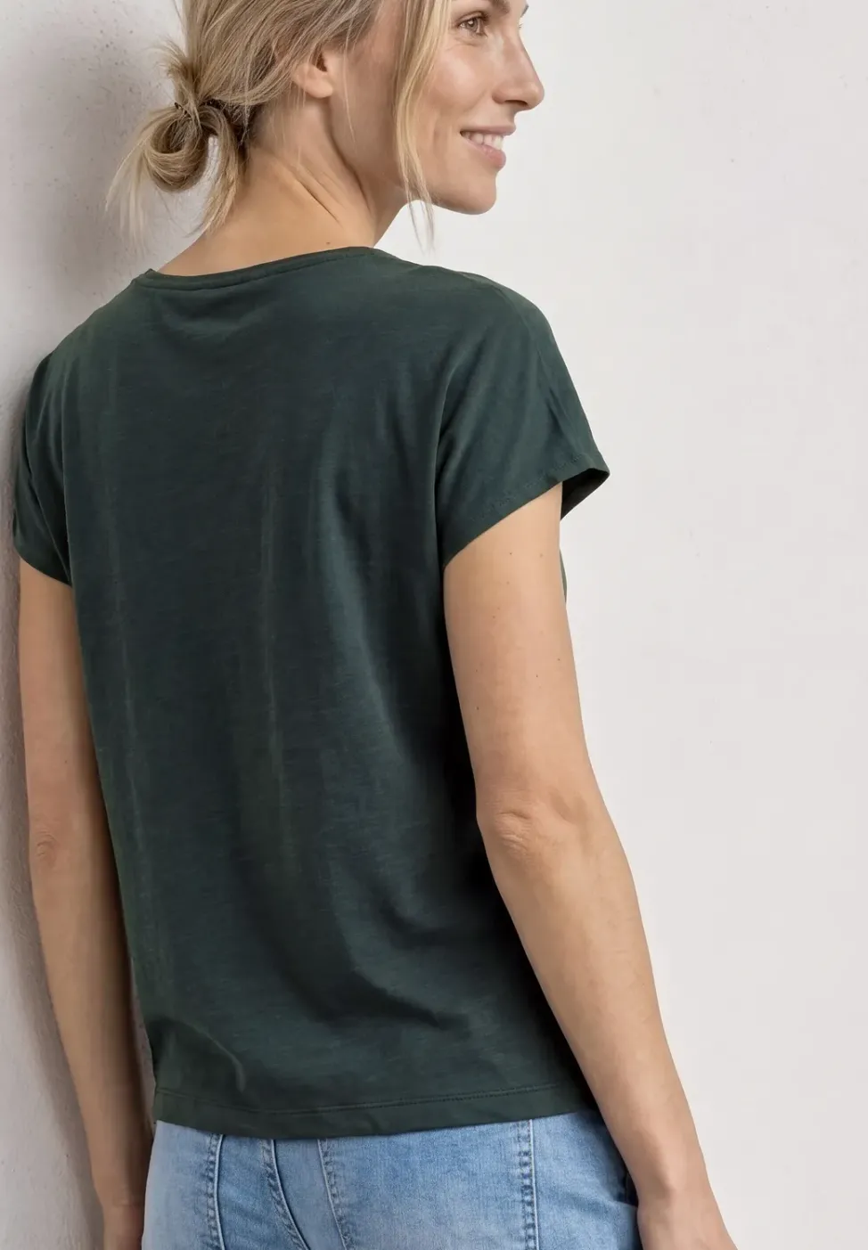 Silk-Look Shirt mit V-Neck und Deko-Detail