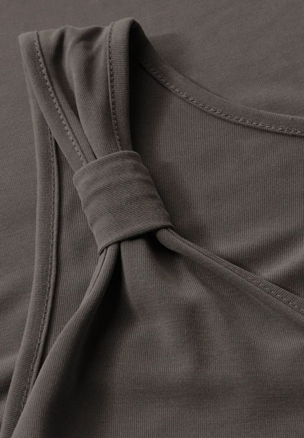Silk-Look Top mit Knoten