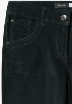 Slim Fit Cordhose