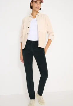 Slim Fit Cordhose
