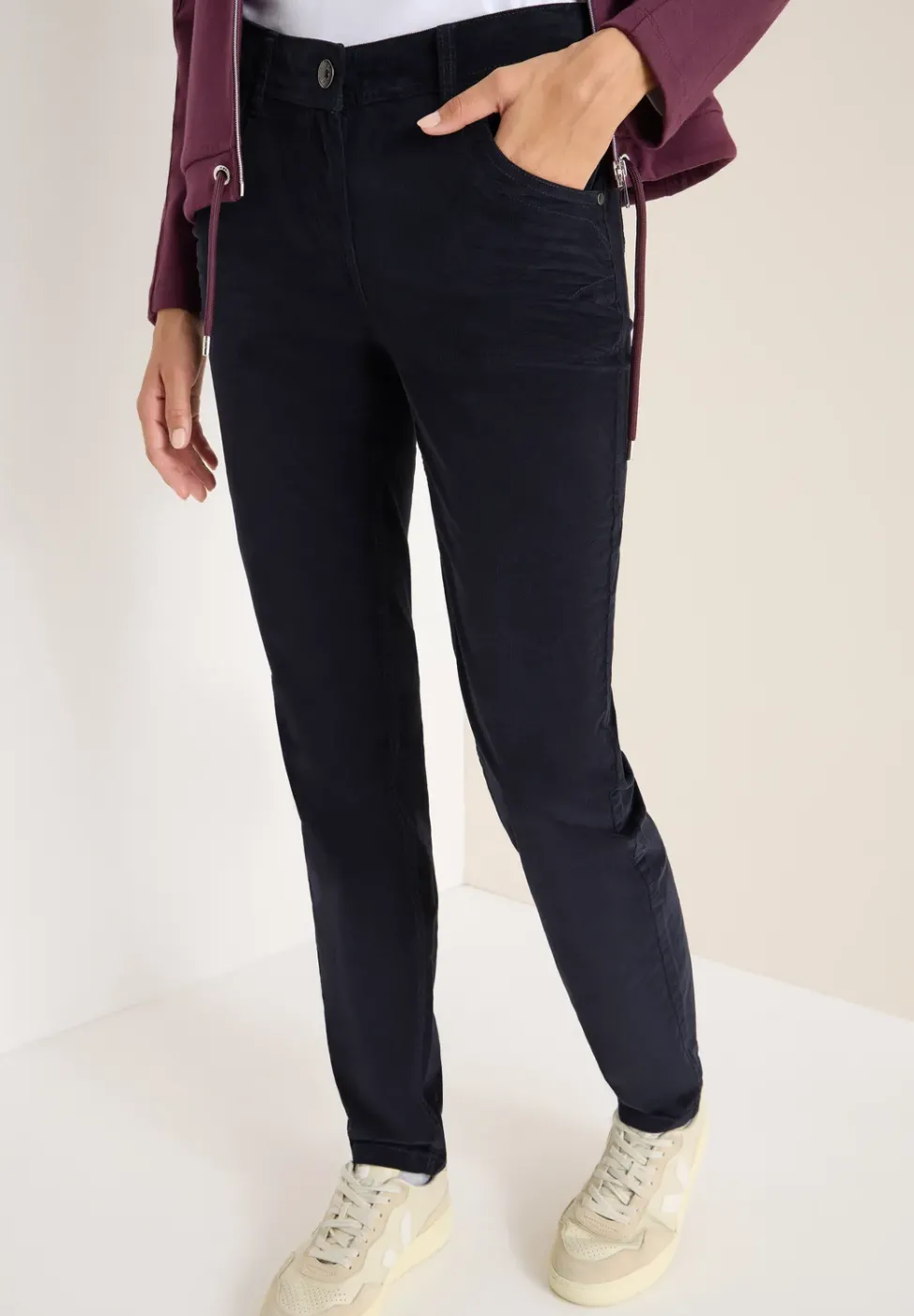 Slim Fit Cordhose