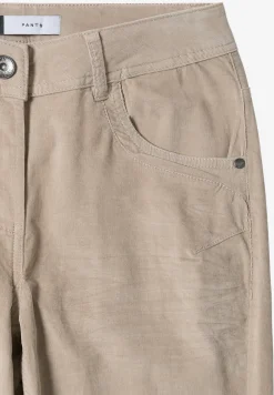 Slim Fit Cordhose