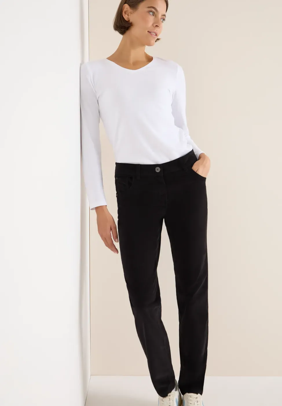 Slim Fit Cordhose