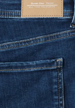 Slim Leg Bermuda mit Turn-Up-Detail