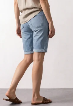 Slim Leg Bermuda mit Turn-Up-Detail
