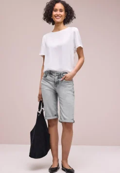 Slim Leg Bermuda mit Turn-Up-Detail