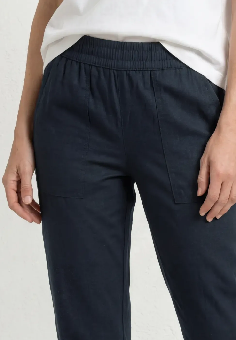 Slim Leg Chino mit Elastikbund