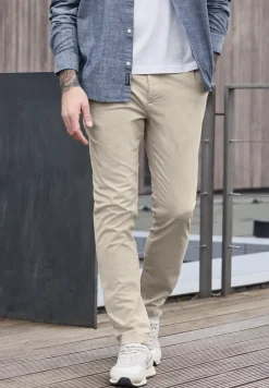 Slim Leg Chino mit Stretchbund