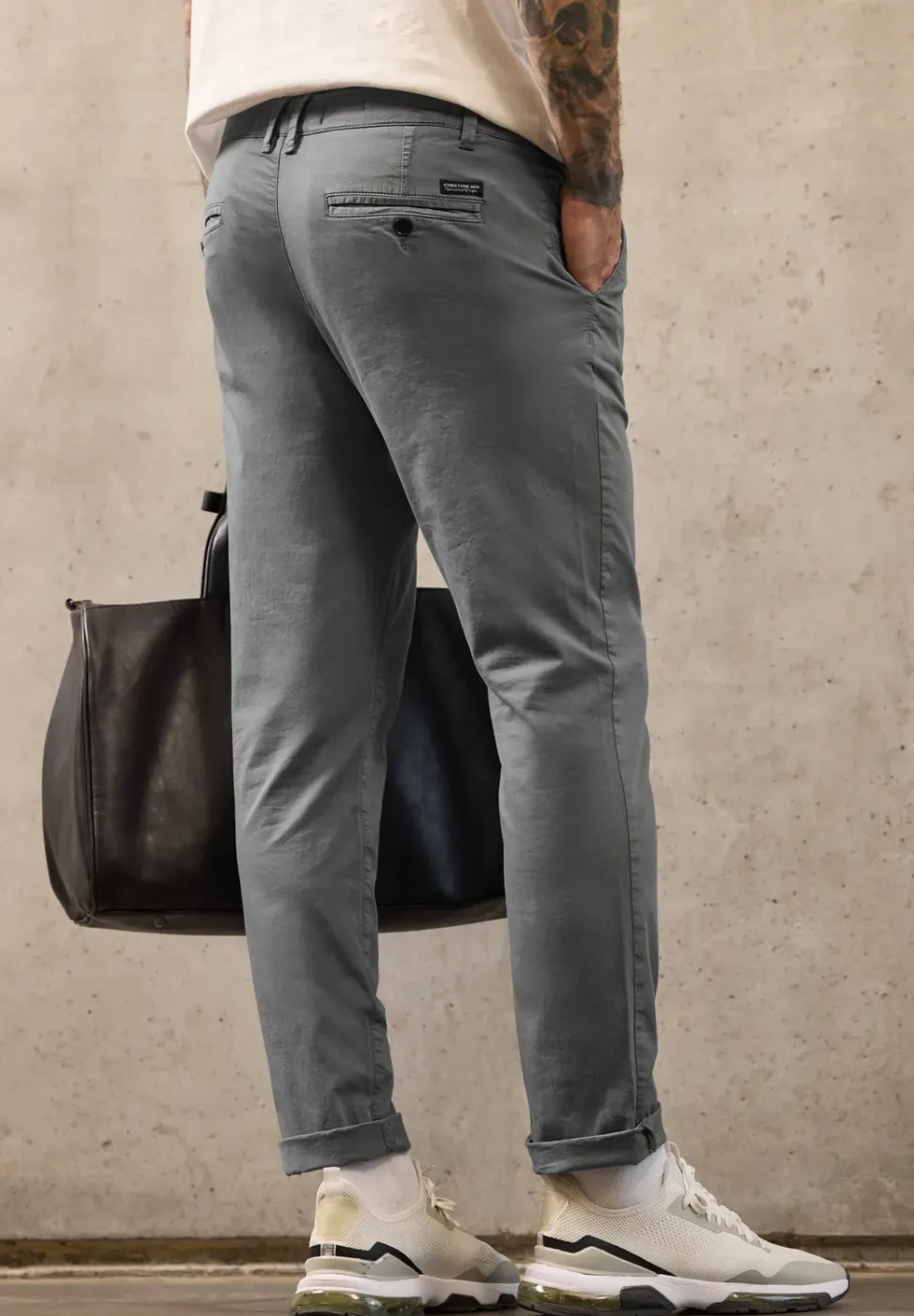 Slim Leg Chino mit Stretchbund