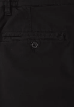 Slim Leg Chino mit Stretchbund