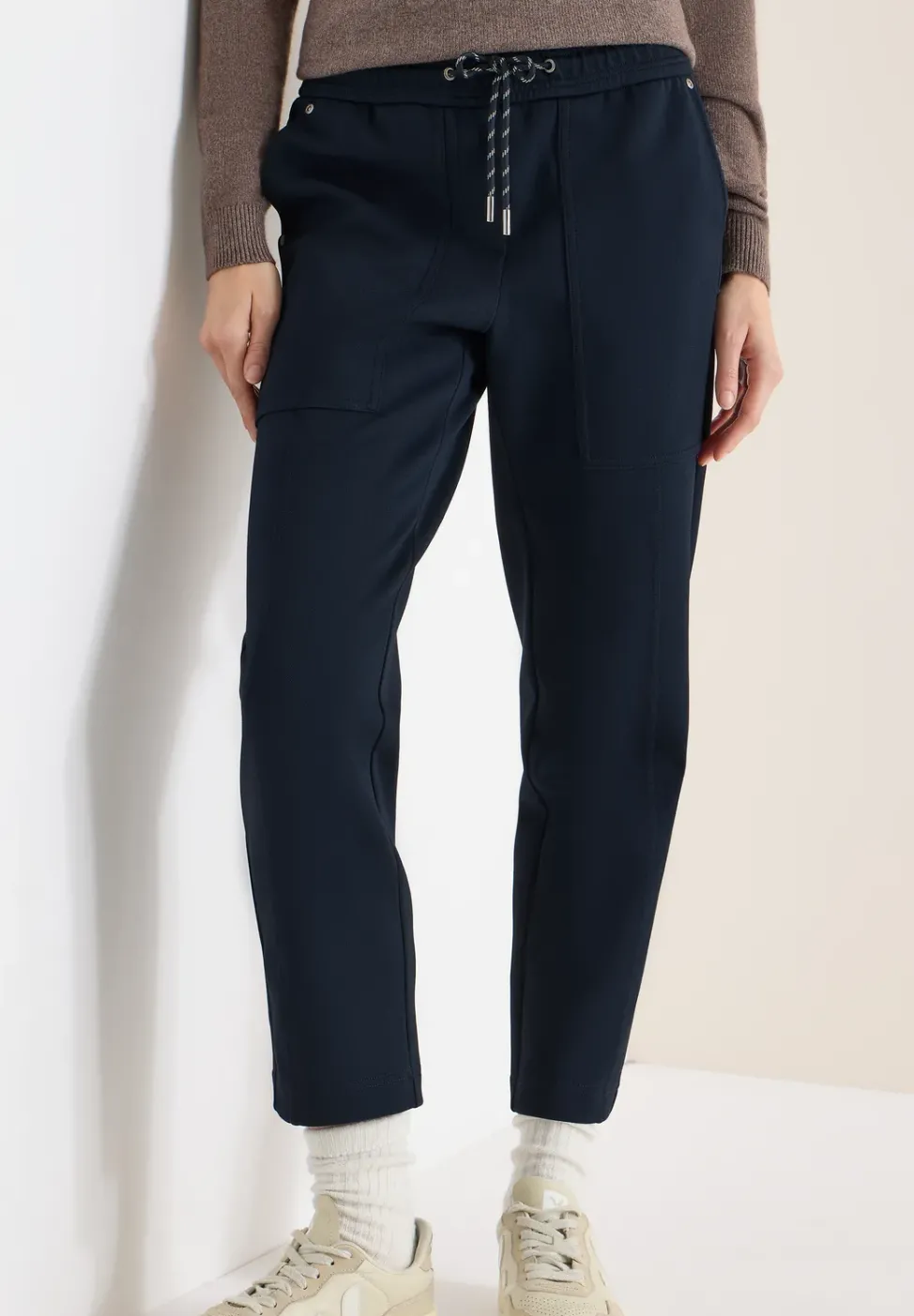 Slim Leg Hose