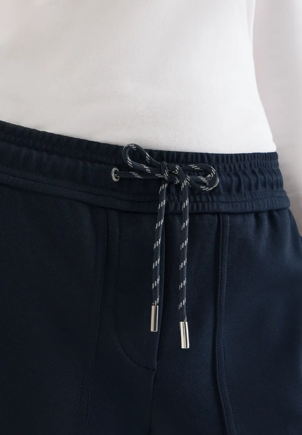 Slim Leg Hose
