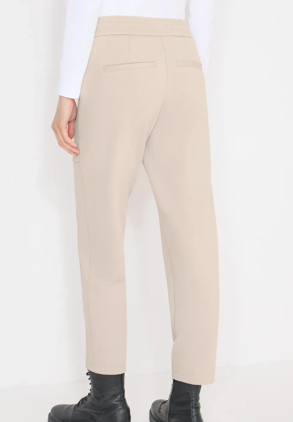 Slim Leg Hose