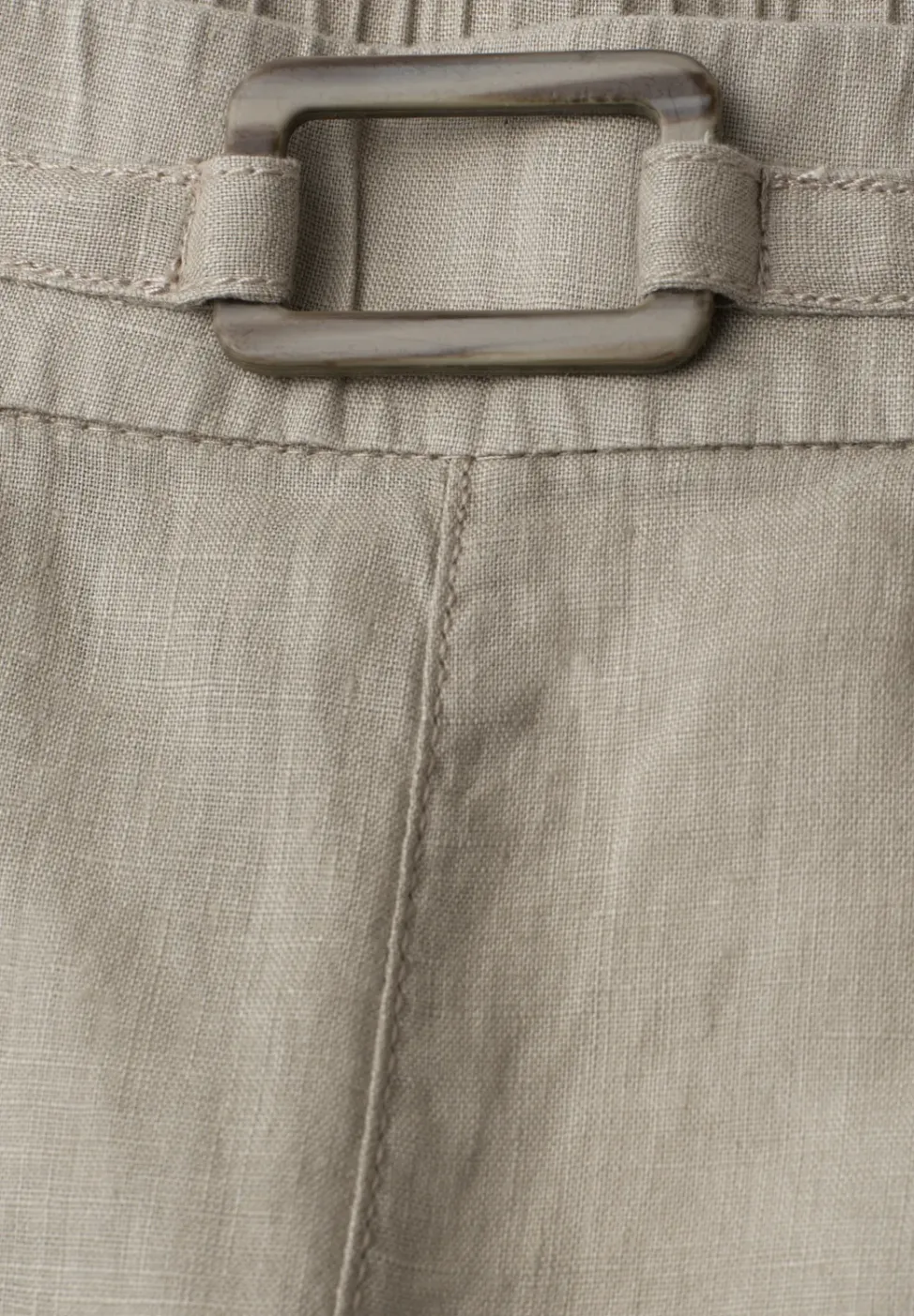 Slim Leg Hose aus Leinen mit Schnalle