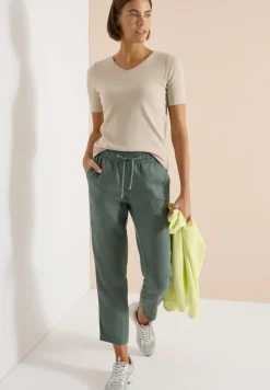 Slim Leg Hose aus Leinen im Casual Fit