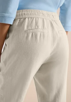 Slim Leg Hose aus Leinen im Casual Fit