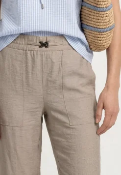Slim Leg Hose im Loose Fit mit Gürteldetail