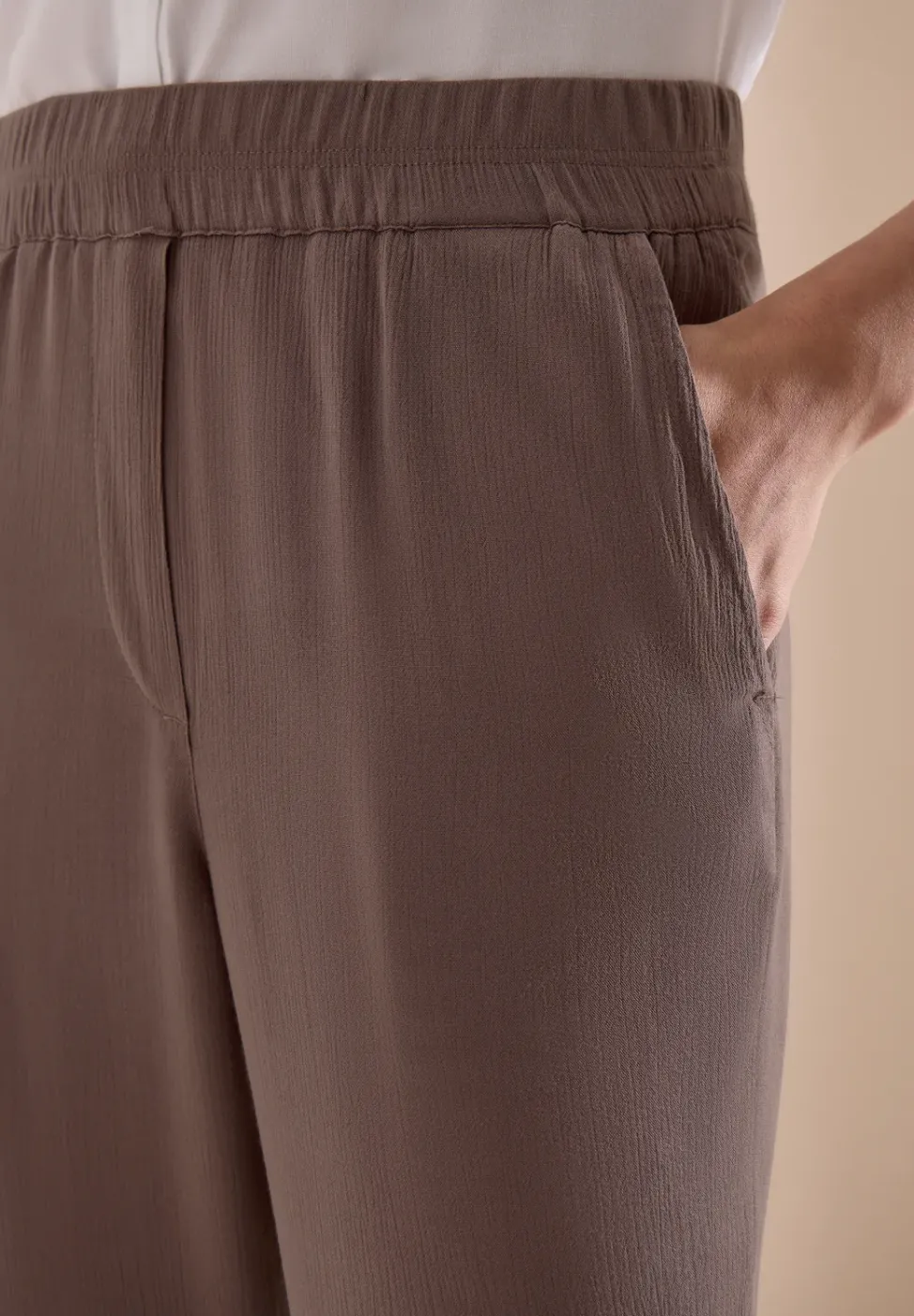 Slim Leg Hose im Loose Fit mit Struktur