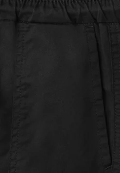 Slim Leg Hose in leichter Qualität