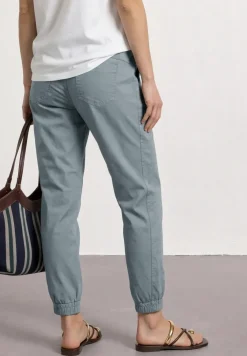 Slim Leg Hose in leichter Qualität