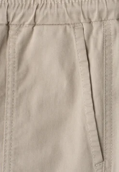 Slim Leg Hose in leichter Qualität